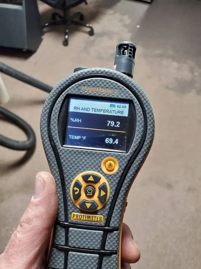 Moisture meter humidity assessment for Fire & Smoke Damage Restoration in Obetz